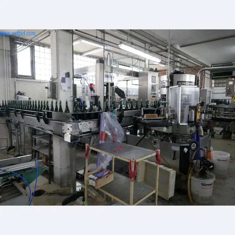 Máquinas, acessórios para máquinas, veículos e armazém de vinhos espumantes-67