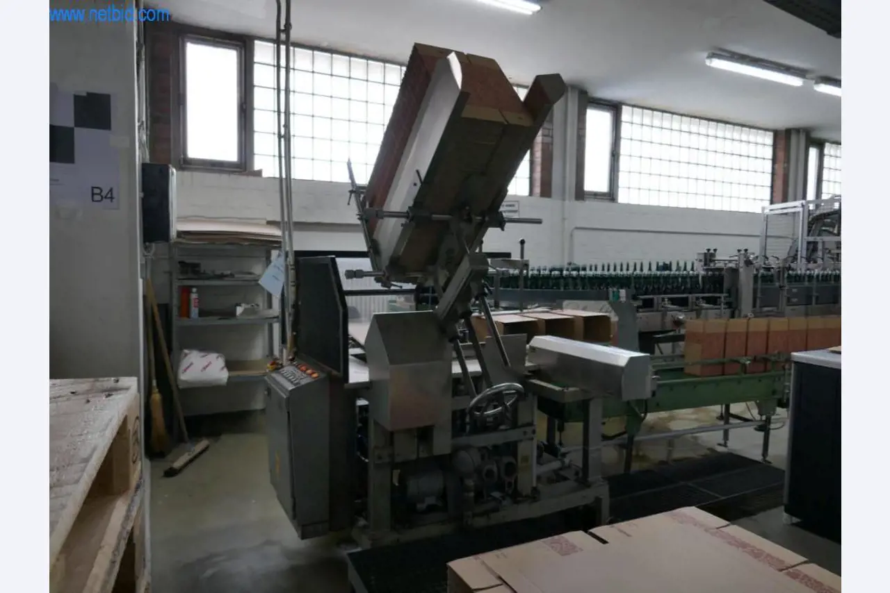 Máquinas, acessórios para máquinas, veículos e armazém de vinhos espumantes-69