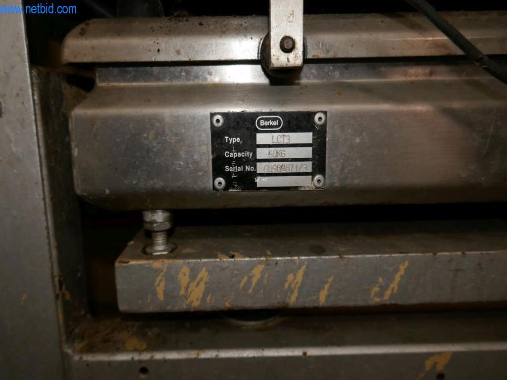 Machines, machine accessories, vehicles and the sparkling wine warehouse -88