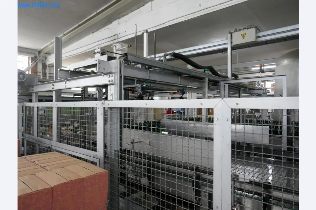 Máquinas, acessórios para máquinas, veículos e armazém de vinhos espumantes-8