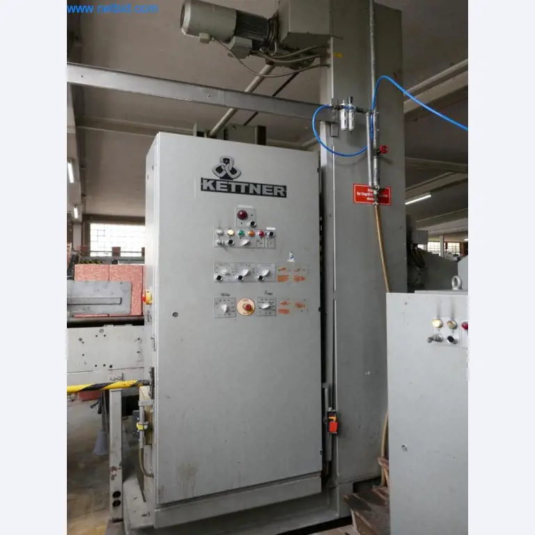 Máquinas, acessórios para máquinas, veículos e armazém de vinhos espumantes-94