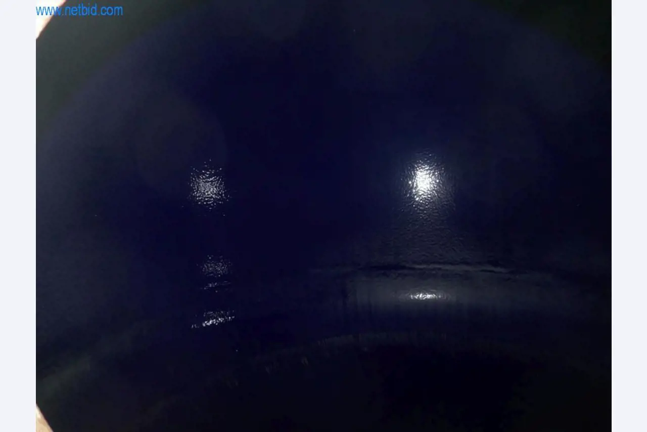 Máquinas, acessórios para máquinas, veículos e armazém de vinhos espumantes-6