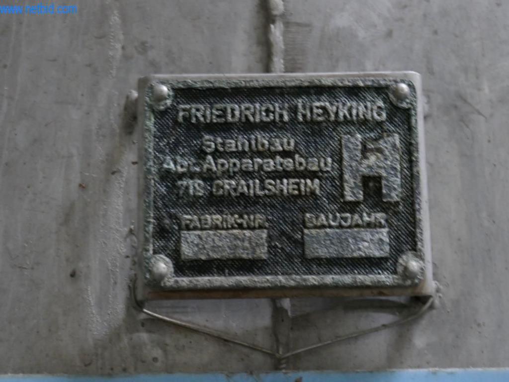 Máquinas, accesorios de máquinas, vehículos y almacén de vino espumoso-2