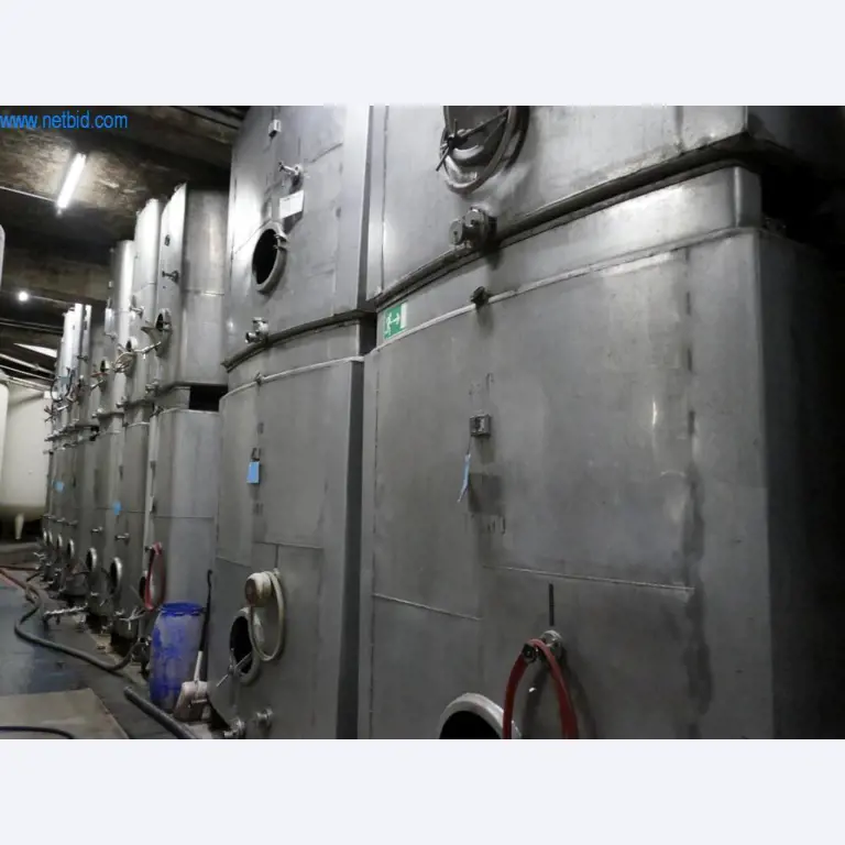 Máquinas, acessórios para máquinas, veículos e armazém de vinhos espumantes-5