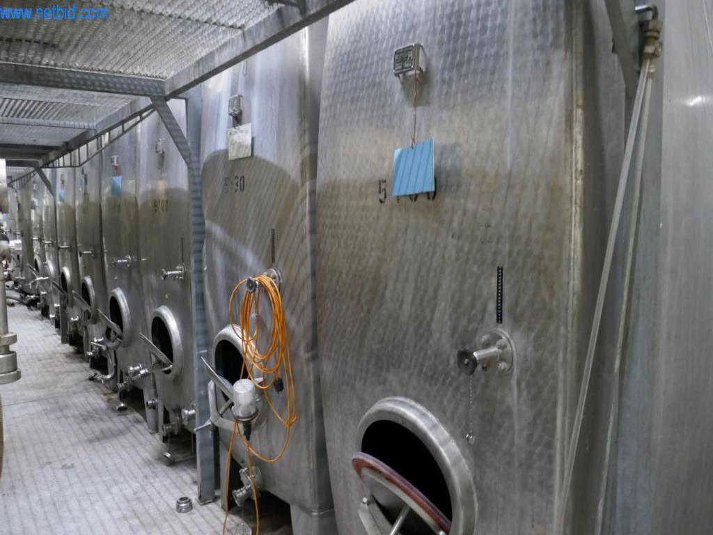 Máquinas, accesorios de máquinas, vehículos y almacén de vino espumoso-6