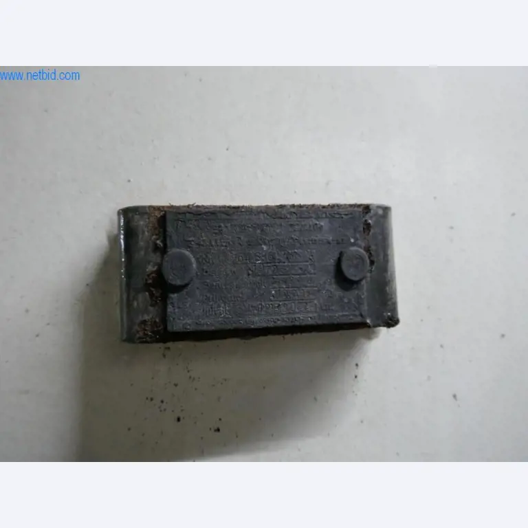 Máquinas, acessórios para máquinas, veículos e armazém de vinhos espumantes-3