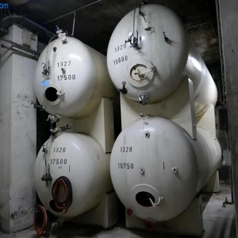 4 Pressure tanks