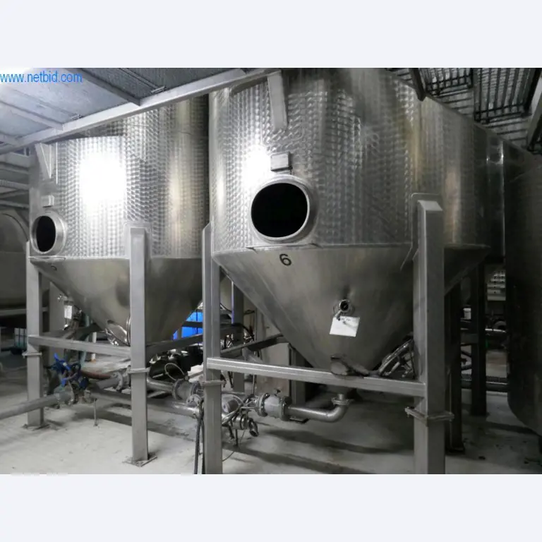 Máquinas, acessórios para máquinas, veículos e armazém de vinhos espumantes-2