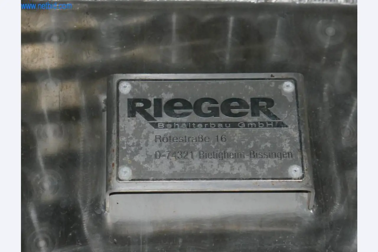 Máquinas, acessórios para máquinas, veículos e armazém de vinhos espumantes-3