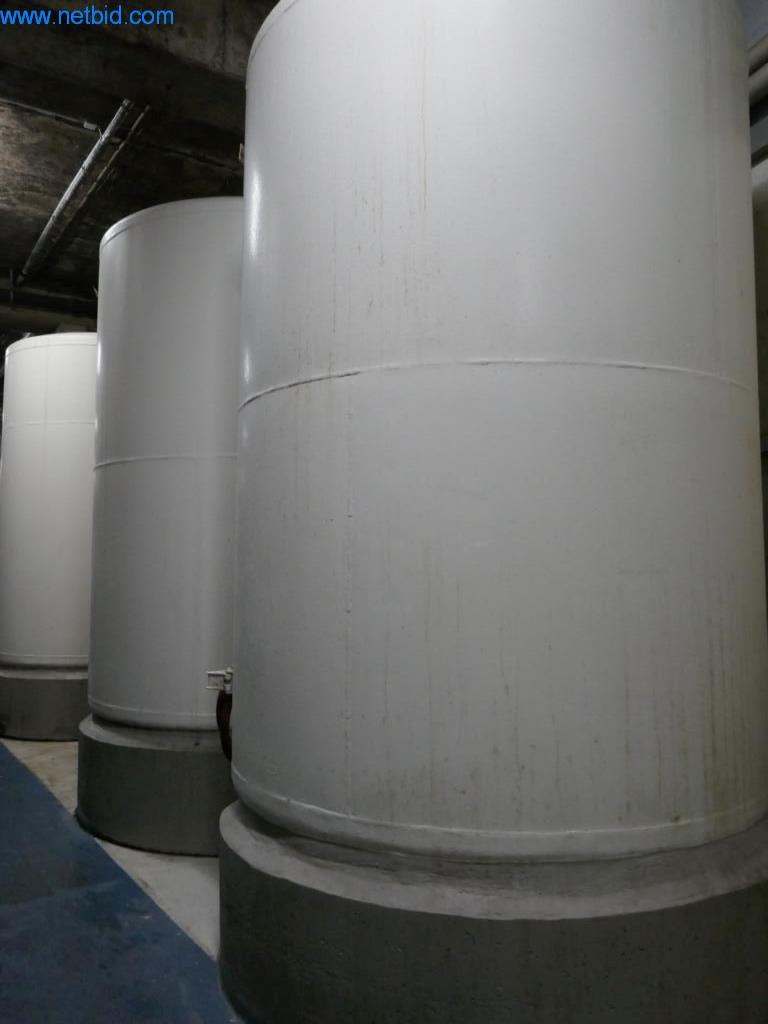 Stroji, strojna oprema, vozila in skladišče penečega vina-2