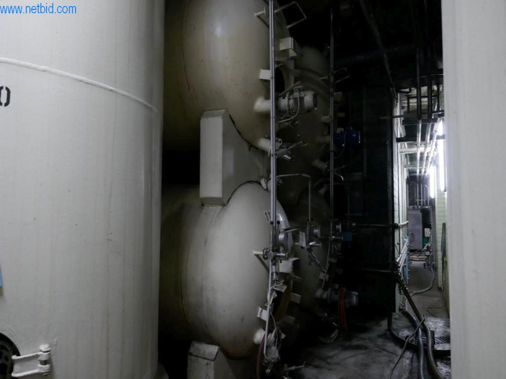 Máquinas, accesorios de máquinas, vehículos y almacén de vino espumoso-1