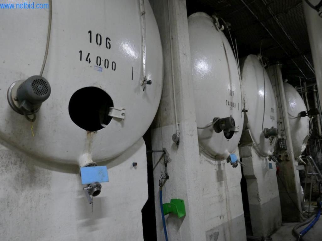 Stroji, strojna oprema, vozila in skladišče penečega vina-2