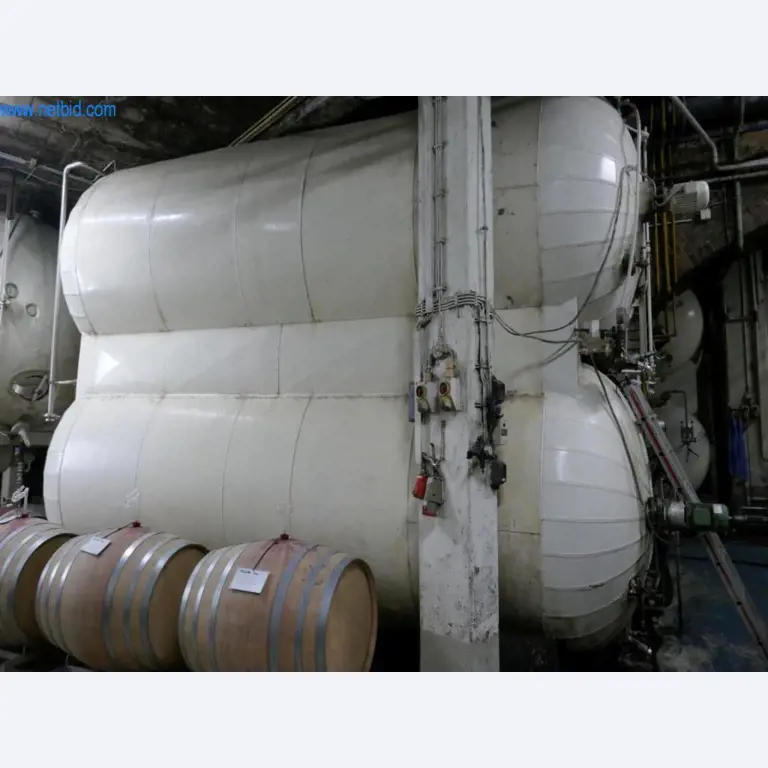 Máquinas, acessórios para máquinas, veículos e armazém de vinhos espumantes-4