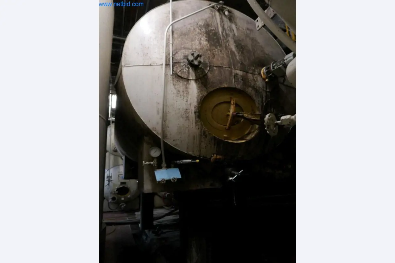 Máquinas, acessórios para máquinas, veículos e armazém de vinhos espumantes-6