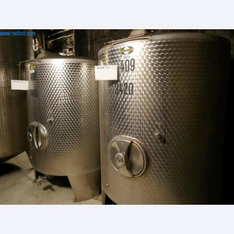 Máquinas, acessórios para máquinas, veículos e armazém de vinhos espumantes-1