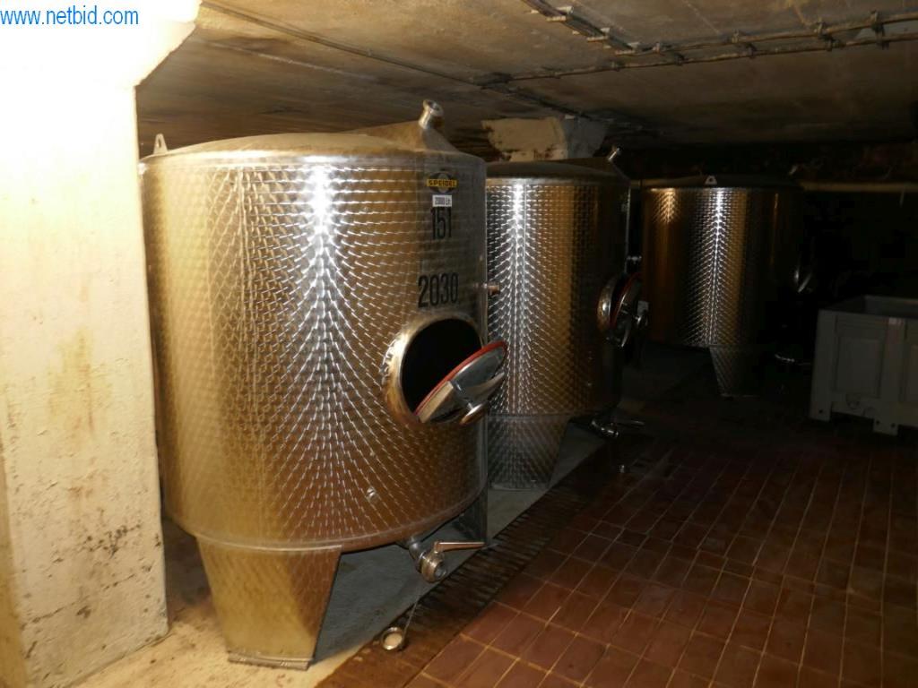 Stroji, strojna oprema, vozila in skladišče penečega vina-3