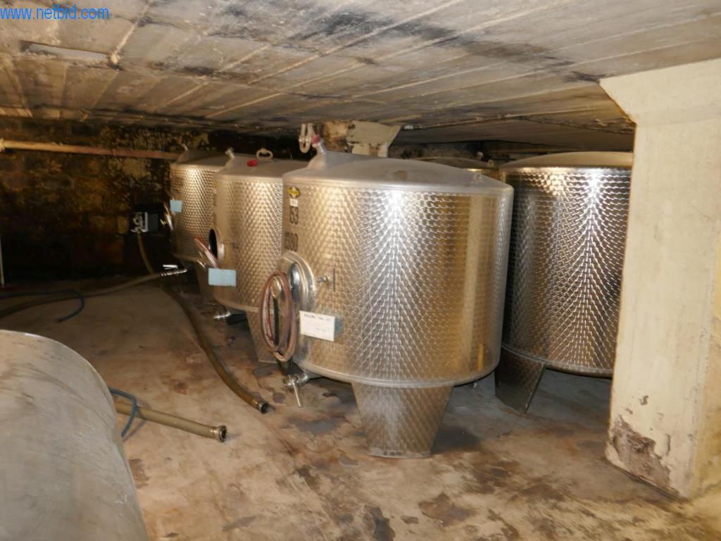 Stroji, strojna oprema, vozila in skladišče penečega vina-5