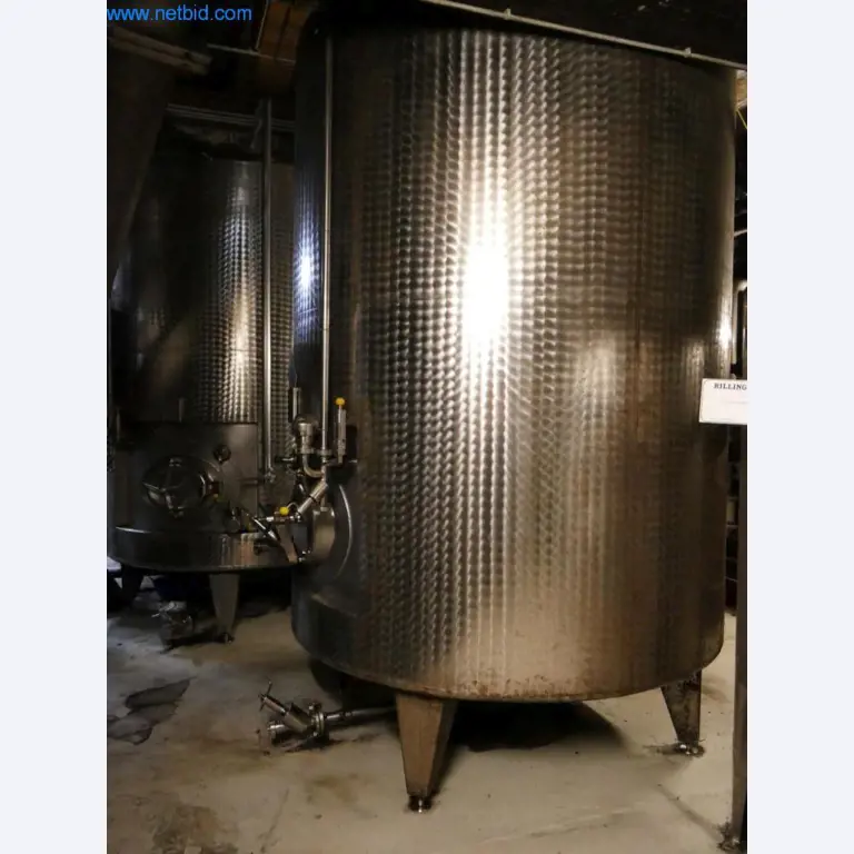 Máquinas, acessórios para máquinas, veículos e armazém de vinhos espumantes-3