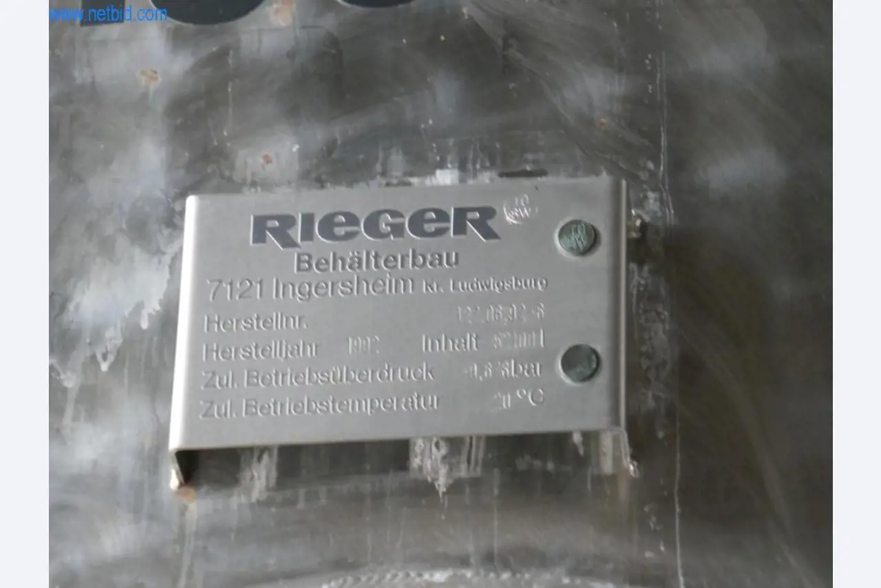 Máquinas, accesorios de máquinas, vehículos y almacén de vino espumoso-2