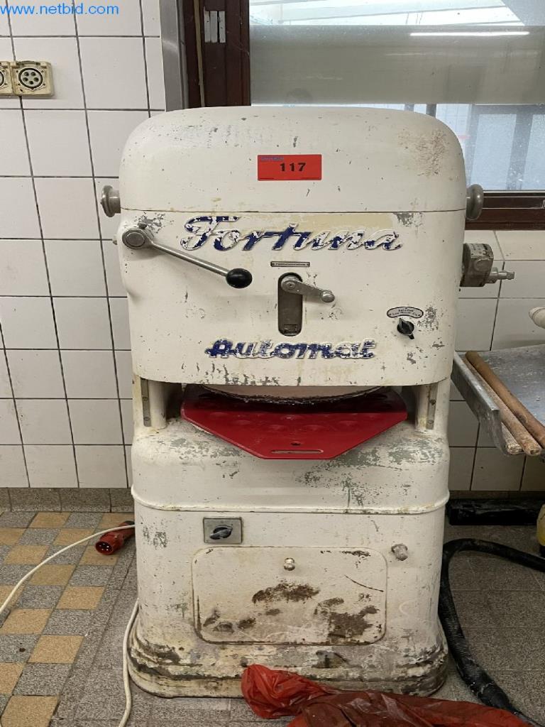 Bäckereiproduktionsmaschinen- und Ausstattung einer Feinbäckerei-Konditorei -1