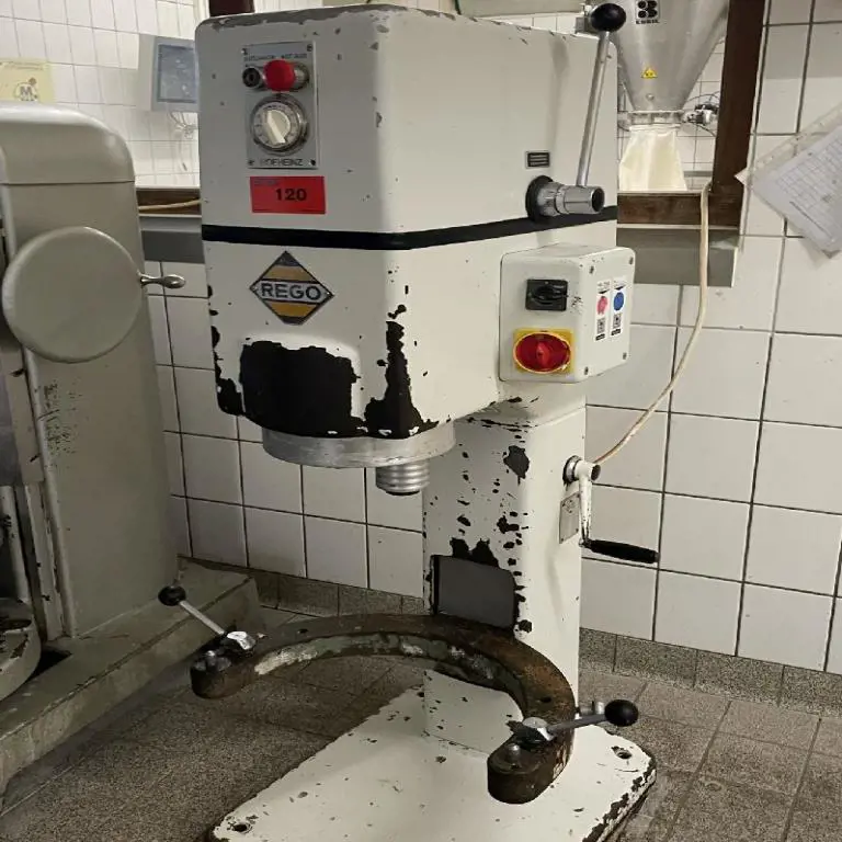 Kneading machine Rego