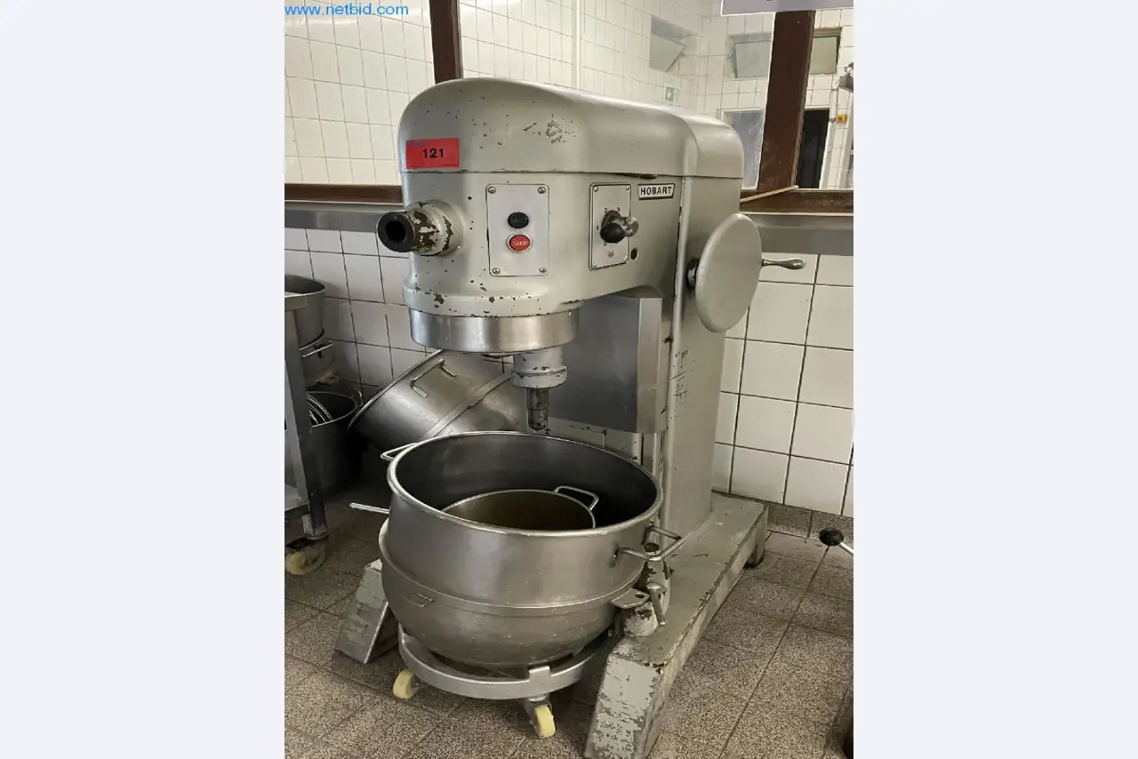 Machines en apparatuur voor bakkerijproductie voor een banketbakkerij en een banketbakkerij-1