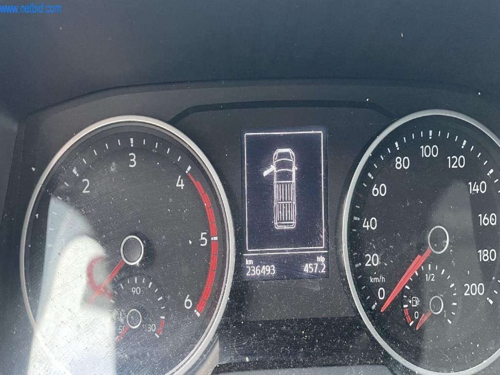 Máquinas e equipamentos de produção de panificação para uma confeitaria e pastelaria-17