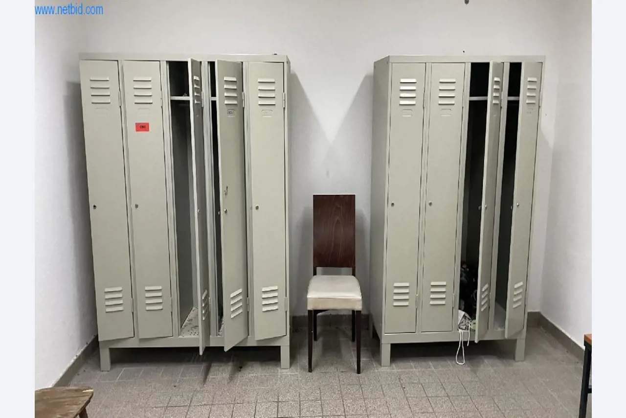 Máquinas e equipamentos de produção de panificação para uma confeitaria e pastelaria-1