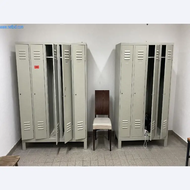 Máquinas e equipamentos de produção de panificação para uma confeitaria e pastelaria-1