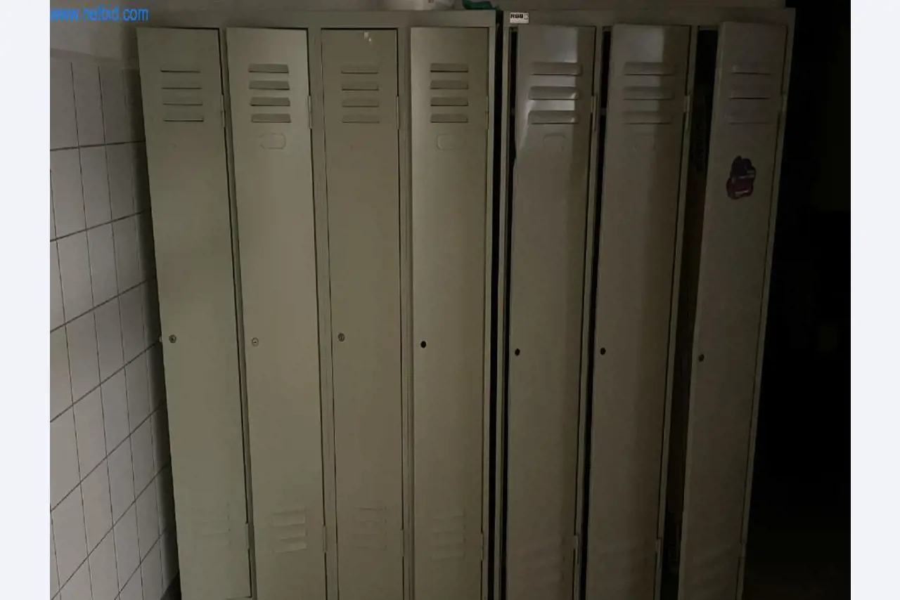 Máquinas e equipamentos de produção de panificação para uma confeitaria e pastelaria-3