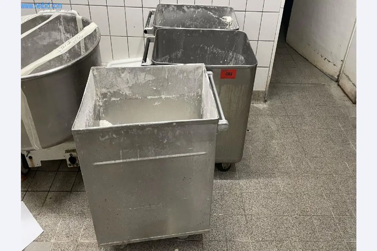 Machines en apparatuur voor bakkerijproductie voor een banketbakkerij en een banketbakkerij-1