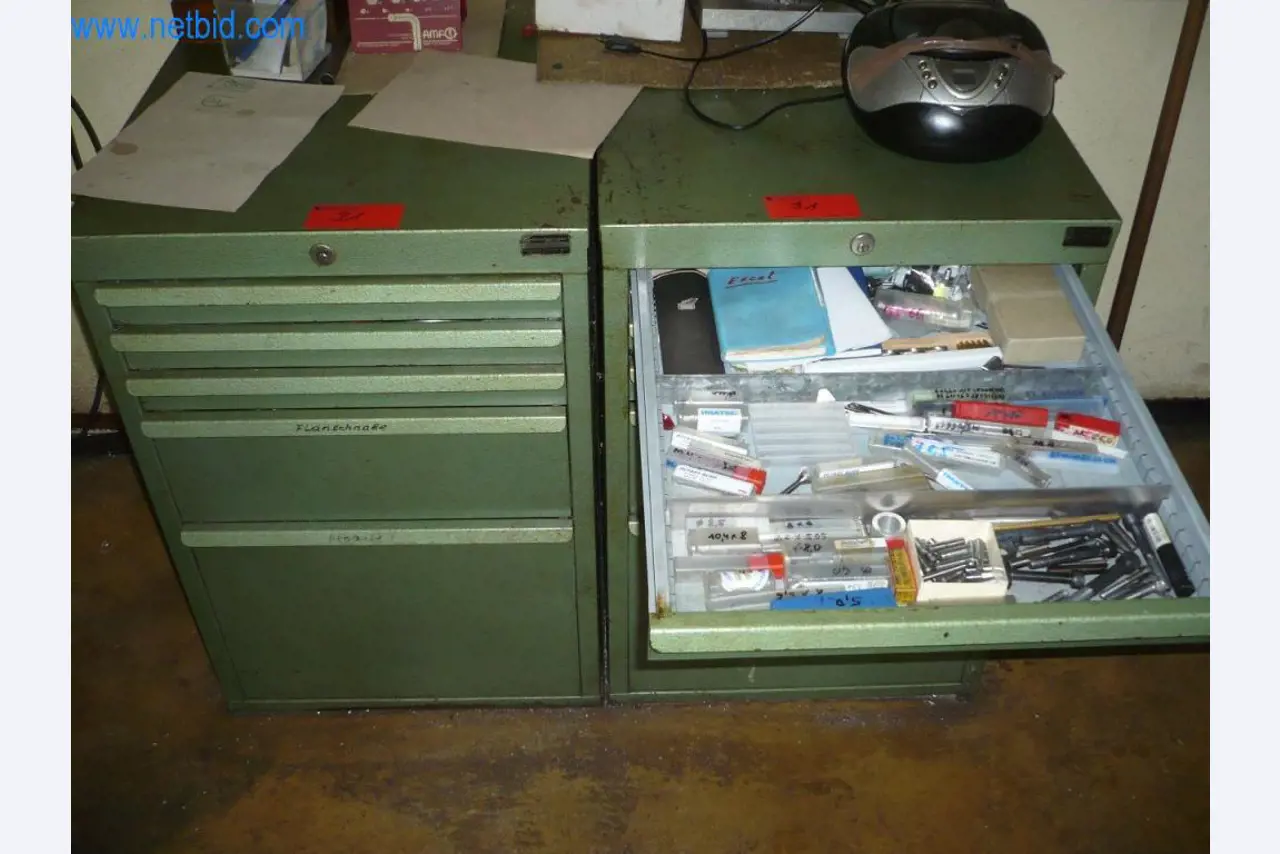 Máquinas para trabajar el metal (piezas torneadas y fresadas)-1