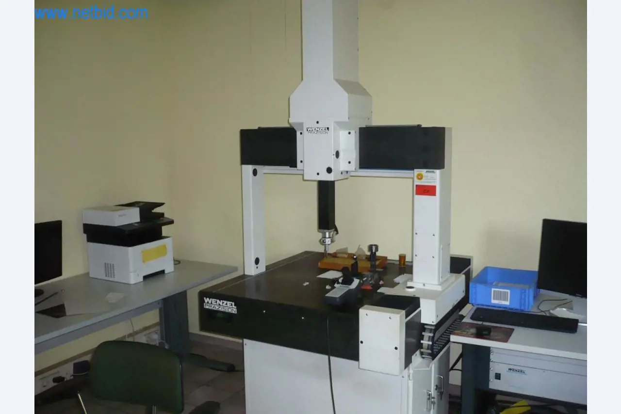 Máquinas para trabajar el metal (piezas torneadas y fresadas)-1