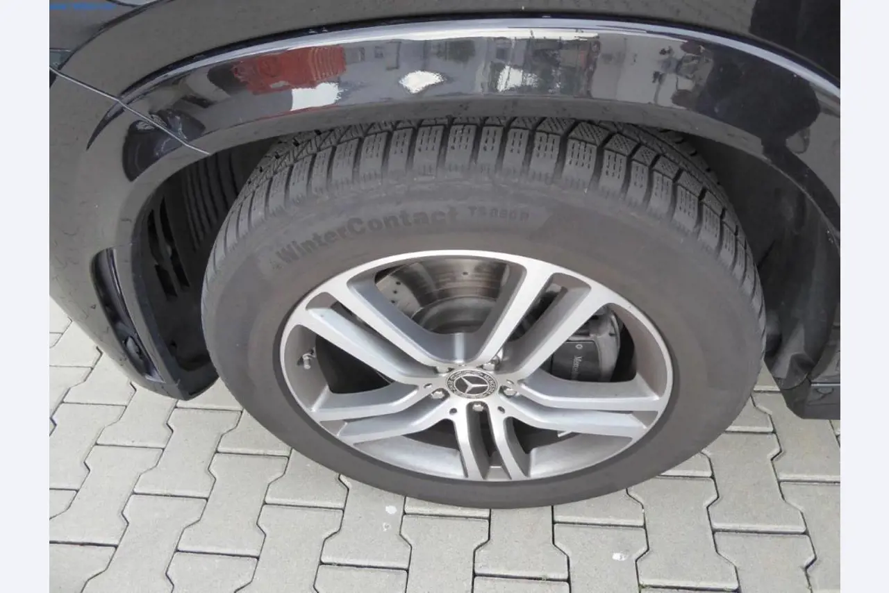SUV Mercedes-Benz GLE 350 d 4Matic AMG-21