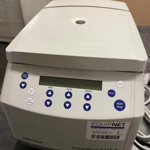 Unused Laboratory Centrifuge Eppendorf 5425