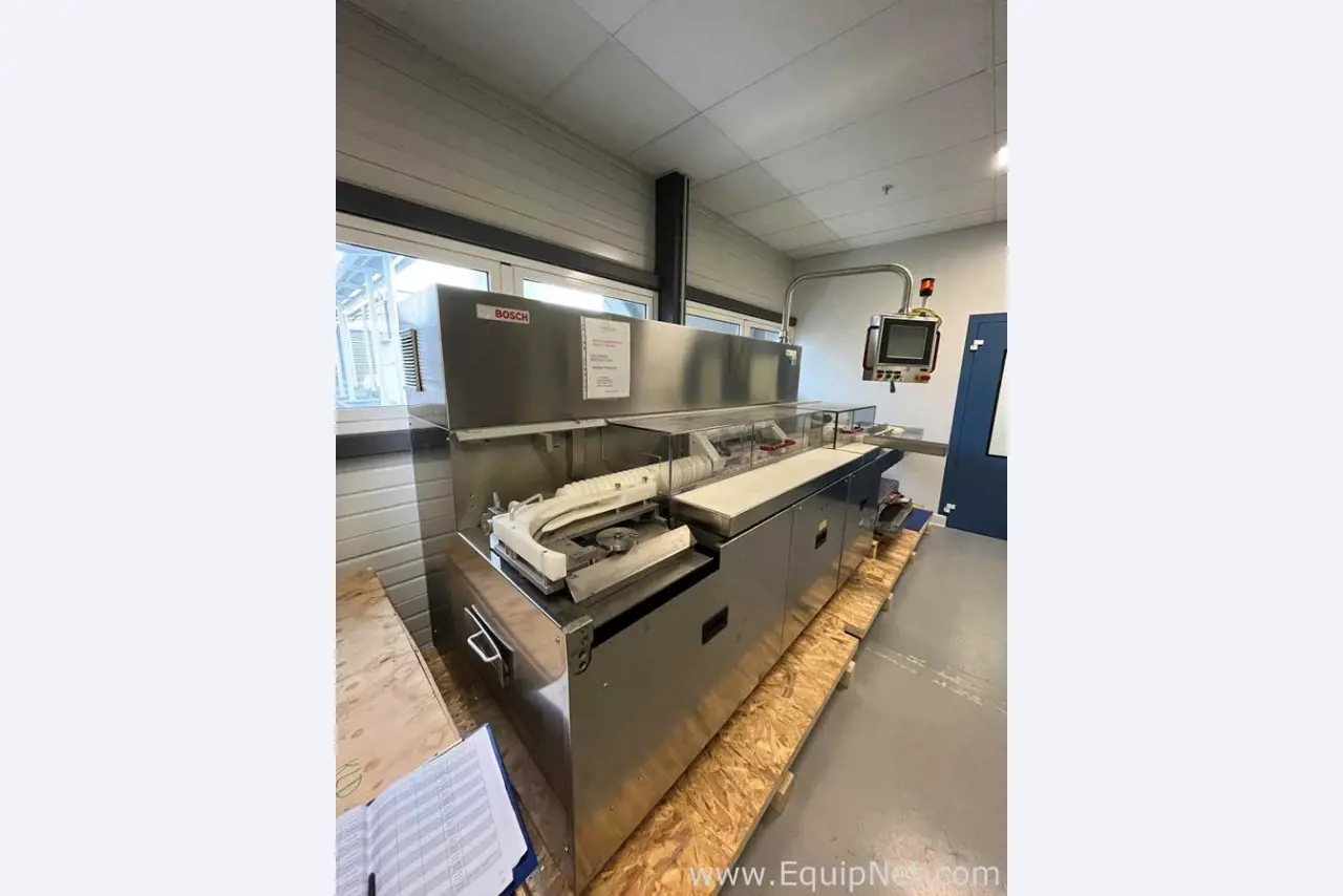 Instalaciones de laboratorio y producción para la fabricación y el tratamiento de vacunas-13