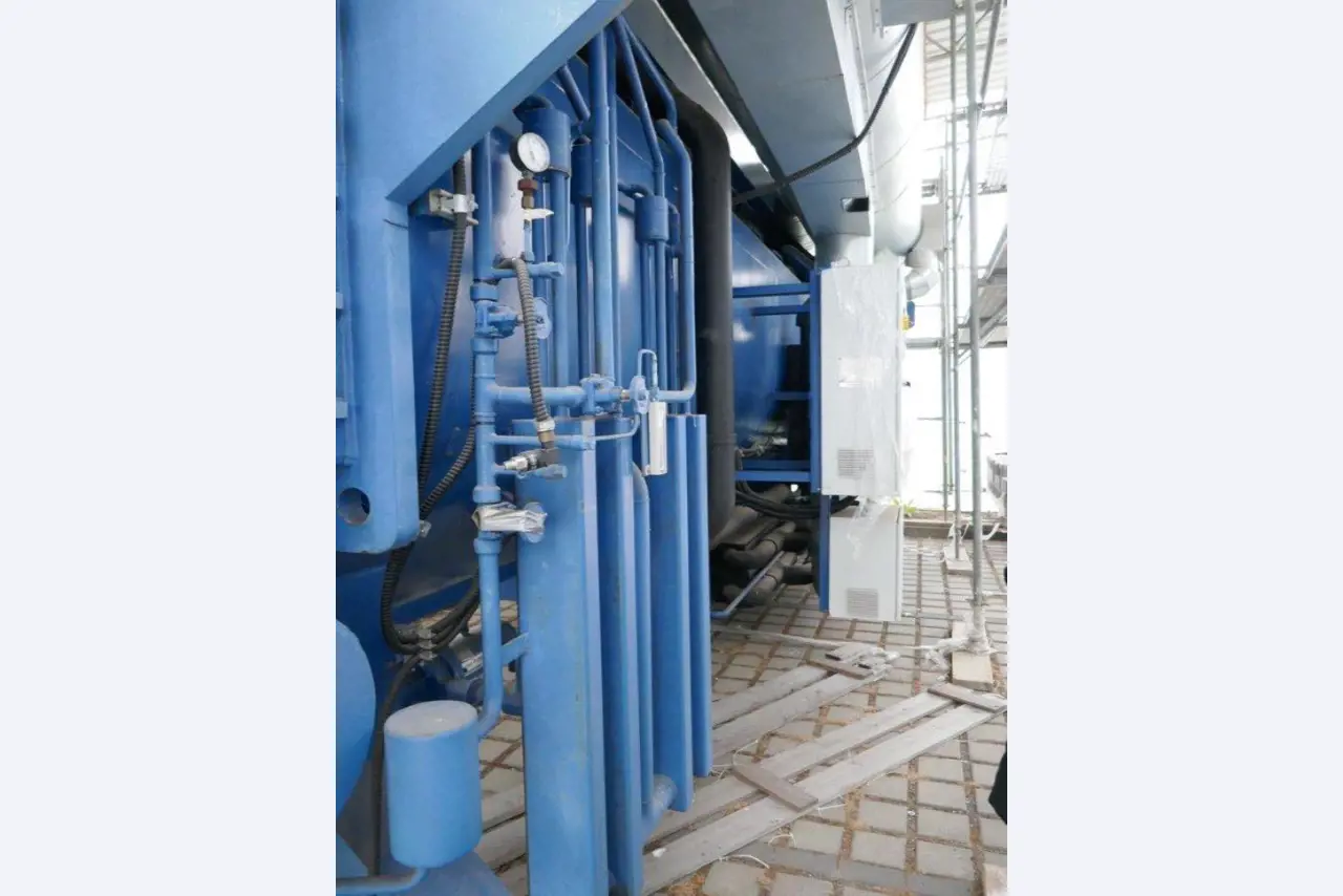 2 installations frigorifiques à absorption à deux étages-9