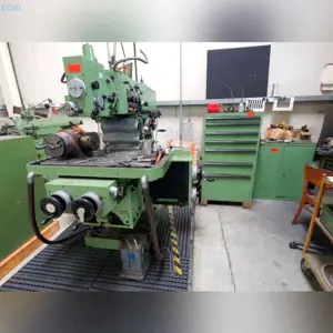 Universal-Fräsmaschine Maho MH800