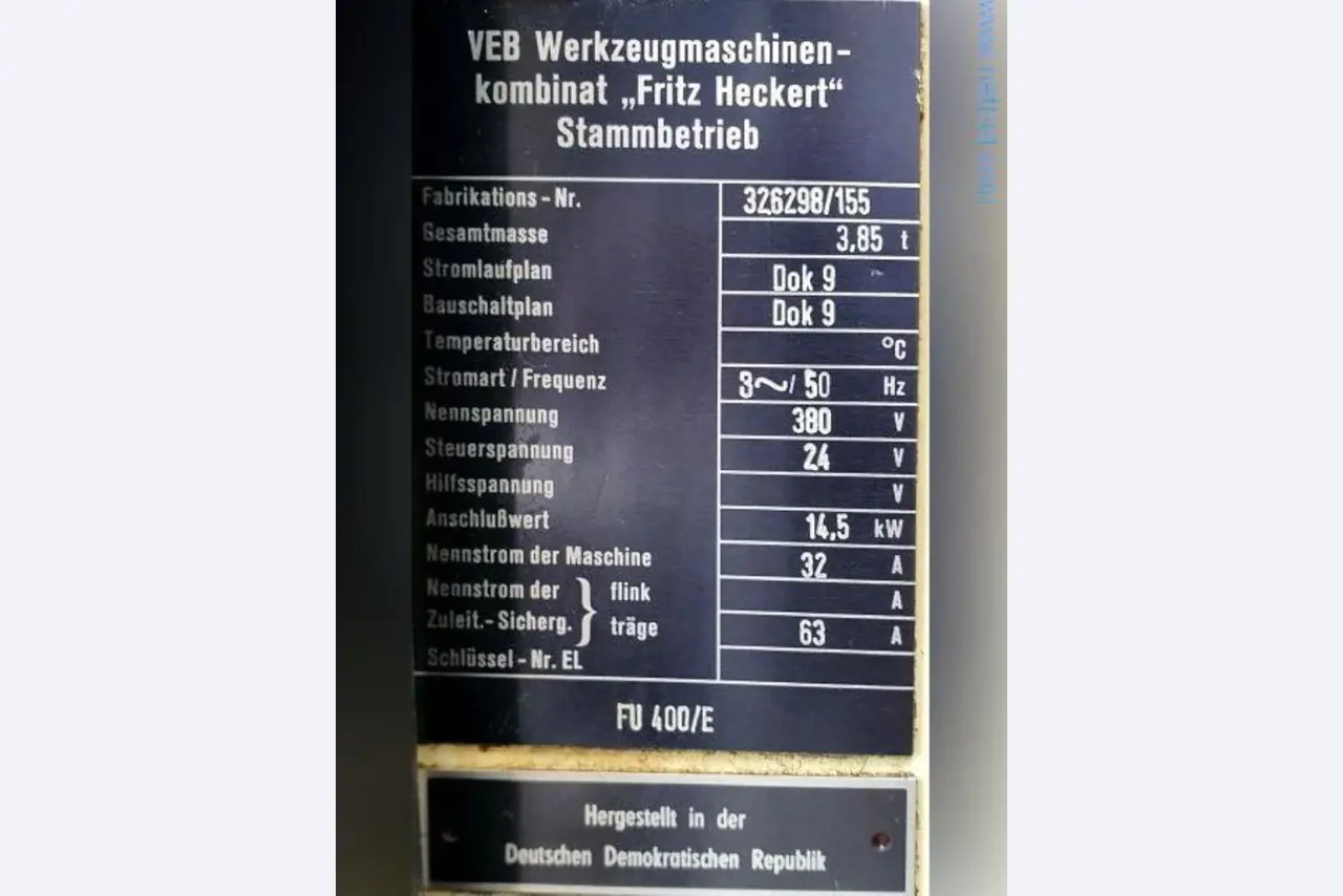 Maschinen zur Herstellung von Walzfräsern-13