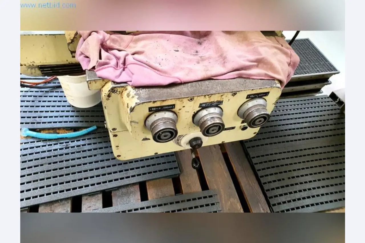 Maschinen zur Herstellung von Walzfräsern-3