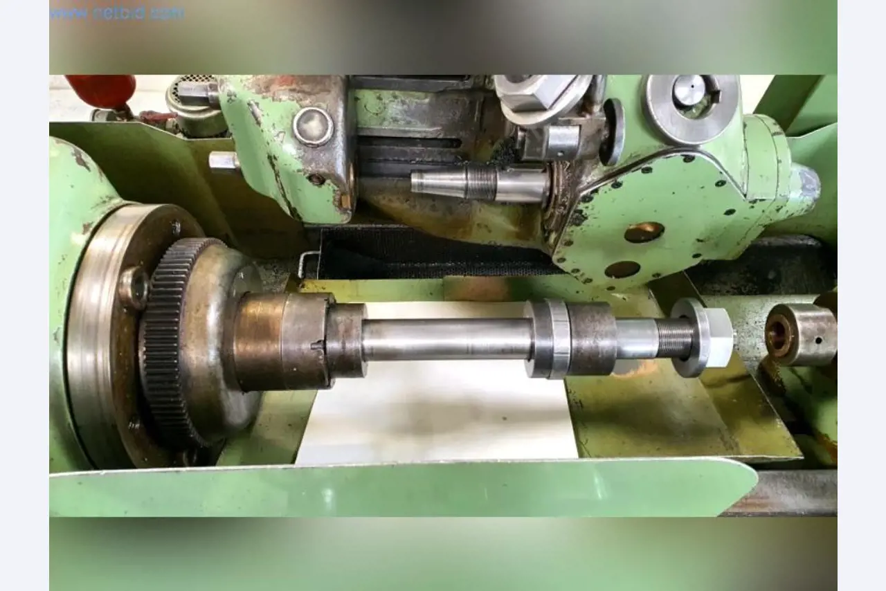 Maschinen zur Herstellung von Walzfräsern-3