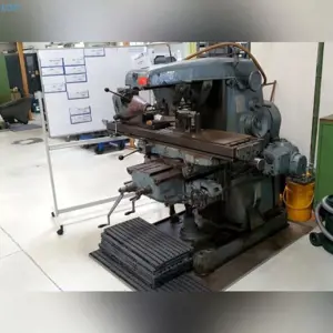 Horizontal-Fräsmaschine VEB Fritz Heckert Werk FU350x1650