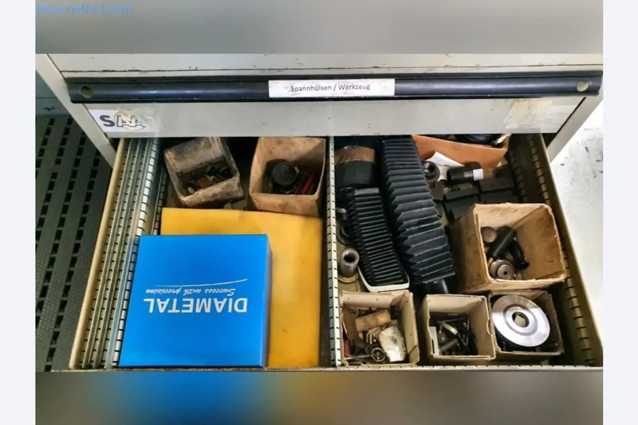 Maschinen zur Herstellung von Walzfräsern-14