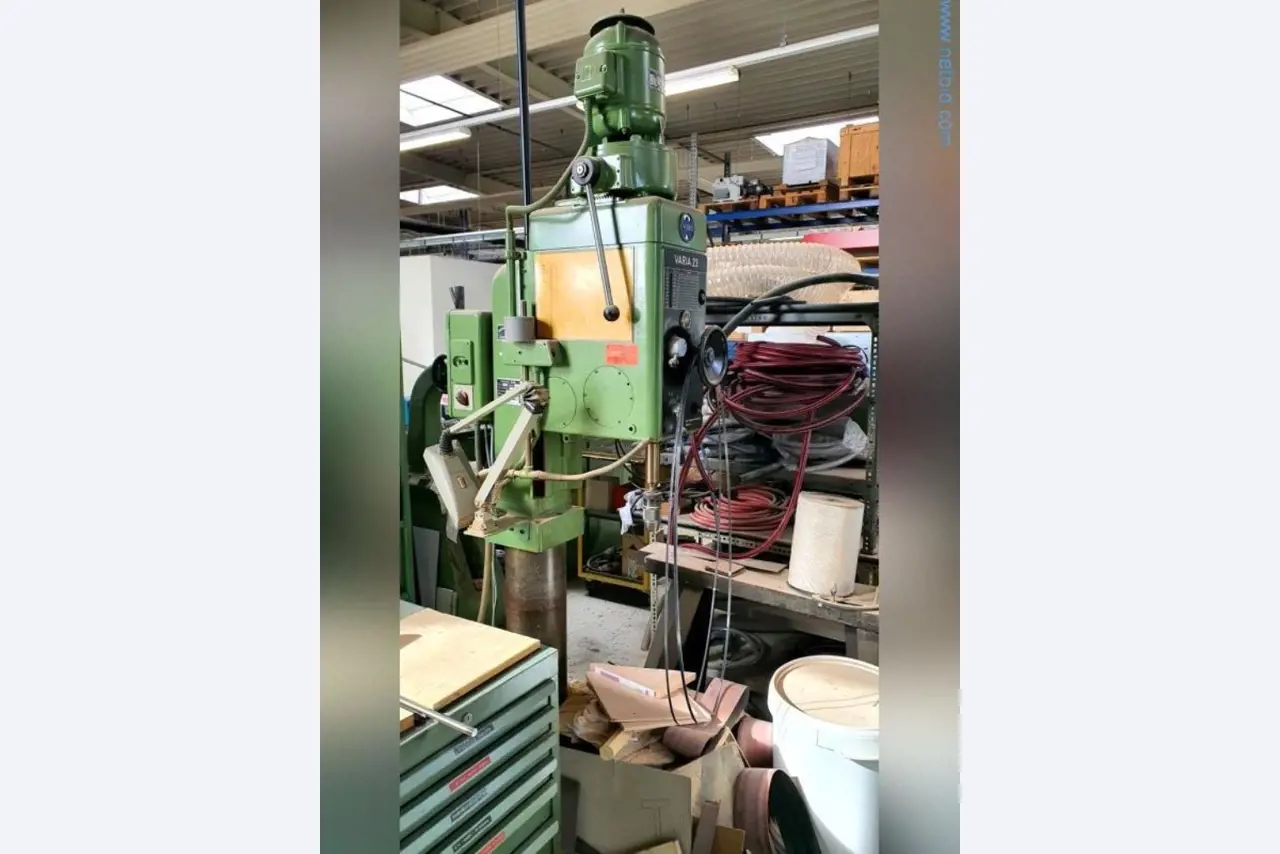 Maschinen zur Herstellung von Walzfräsern-3