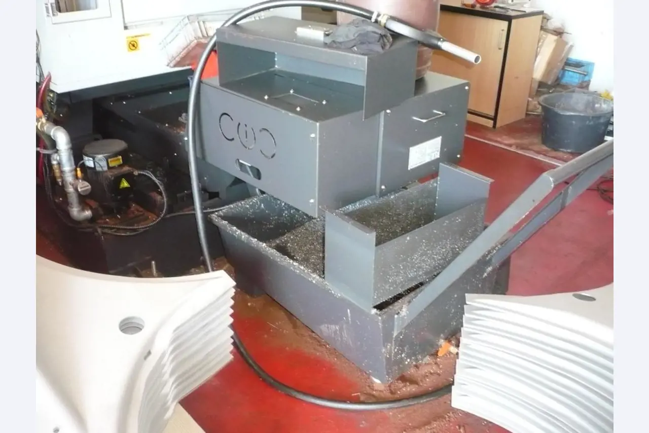 Torno de cabeça deslizante CNC-7