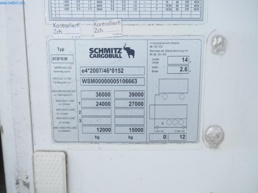 Vehículos y BGA de una empresa de transporte y logística-14