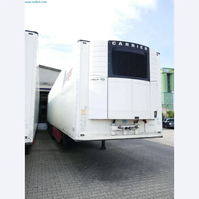 Vozila in BGA prevoznega in logističnega podjetja-1
