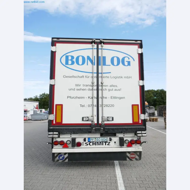 Veículos e BGA de uma empresa de transportes e logística-12