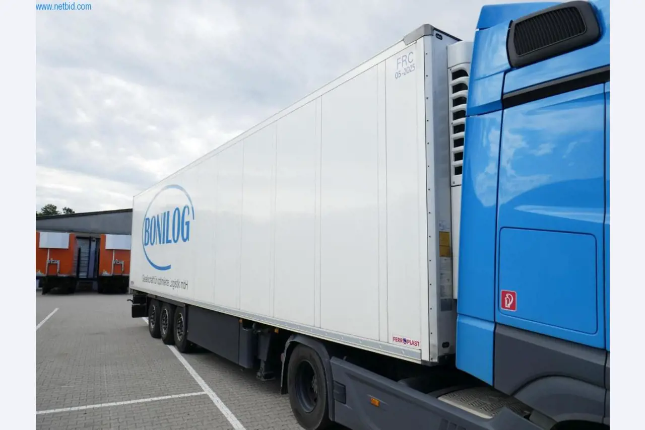 Veículos e BGA de uma empresa de transportes e logística-2