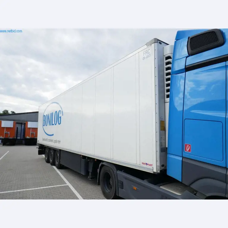 Veículos e BGA de uma empresa de transportes e logística-2